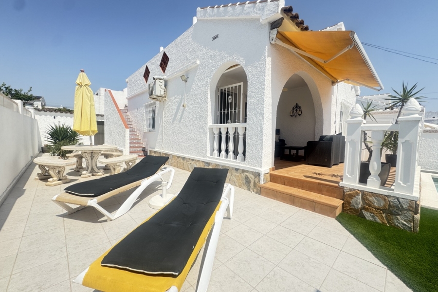 Re-Sale - Detached Villa - Orihuela Costa - Villamartin