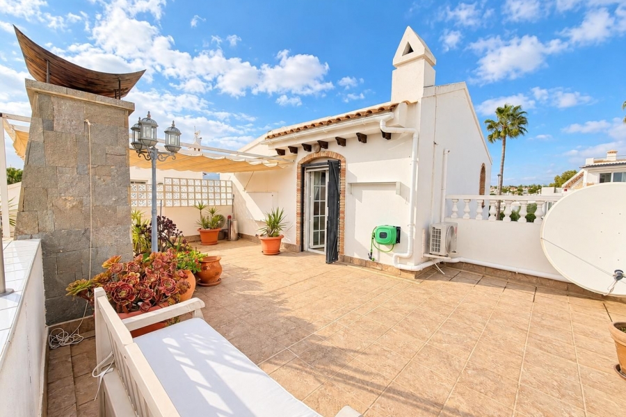 Re-Sale - Semi Detached Villa - Orihuela Costa - Villamartin