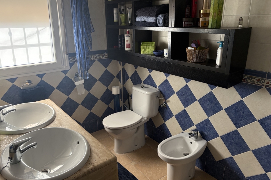 Re-Sale - Detached Villa - Algorfa - Algorfa - Village