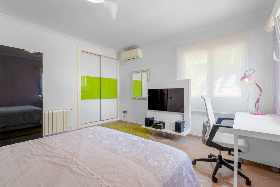 Re-Sale - Detached Villa - Benissa - Carrio