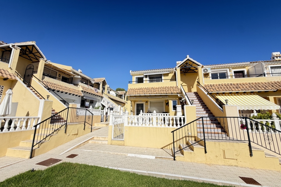 Re-Sale - Apartment - Orihuela Costa - Villamartin