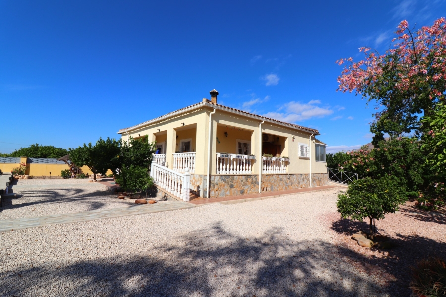 Videresalg - Land Eiendom - Orihuela - La Campaneta