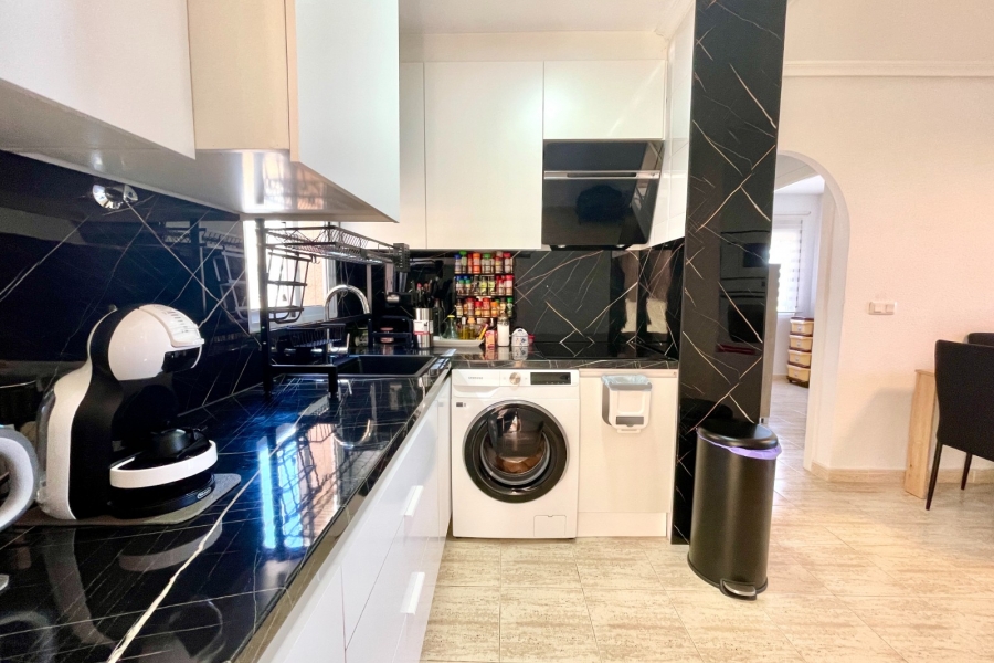 Re-Sale - Apartment - Torrevieja - San Luis