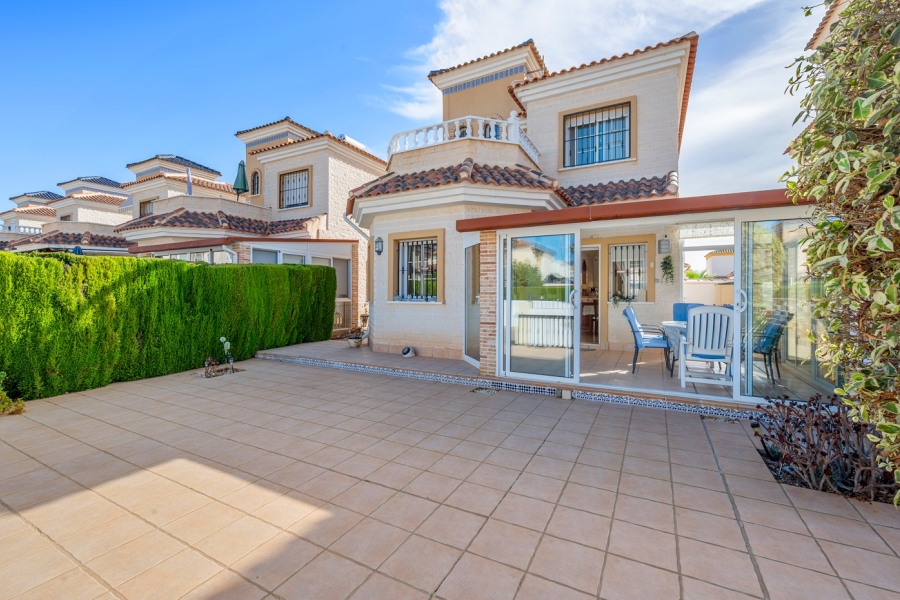 Re-Sale - Detached Villa - Guardamar del Segura - El Raso