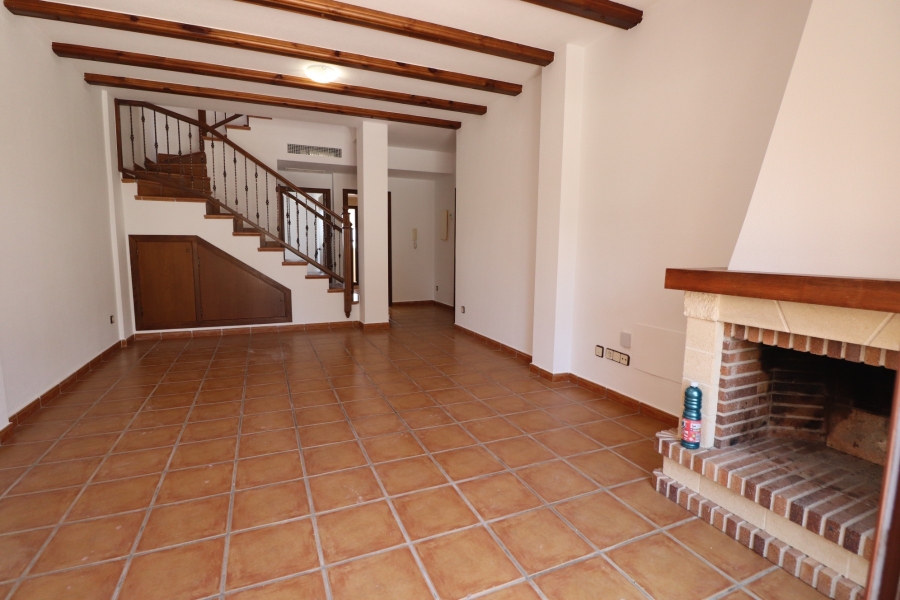 Re-Sale - Semi Detached Villa - Algorfa - La Finca Golf Resort