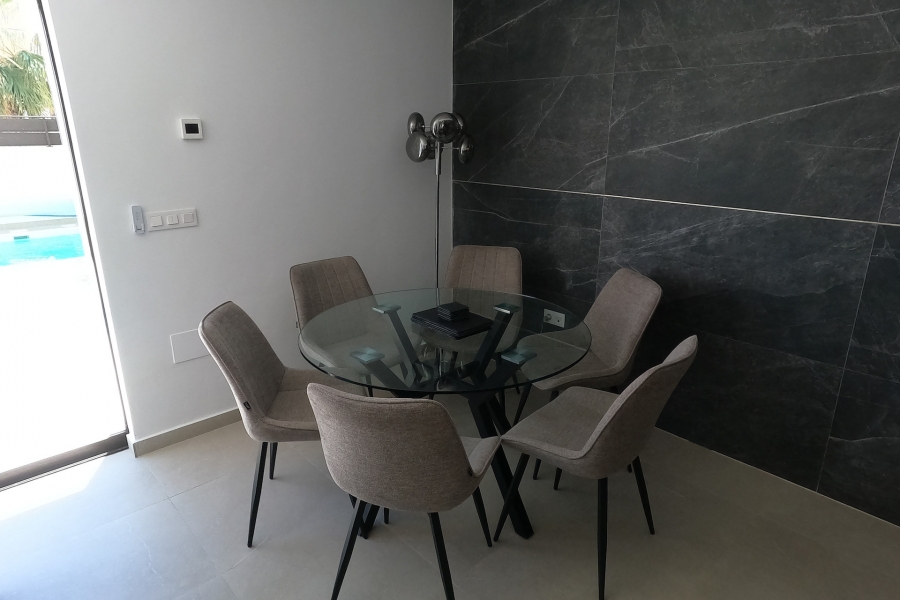 Re-Sale - Detached Villa - Algorfa - La Finca Golf Resort