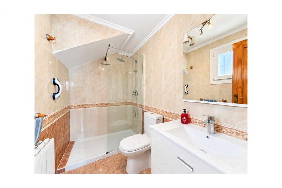 Re-Sale - Detached Villa - La Marina - La Marina - Urbanization