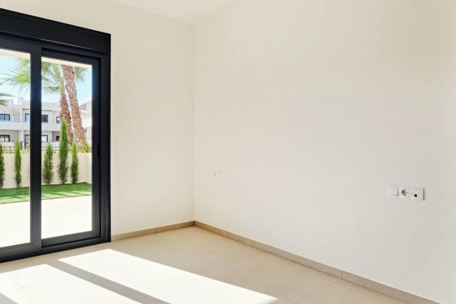 Re-Sale - Apartment - Torrevieja - La Veleta