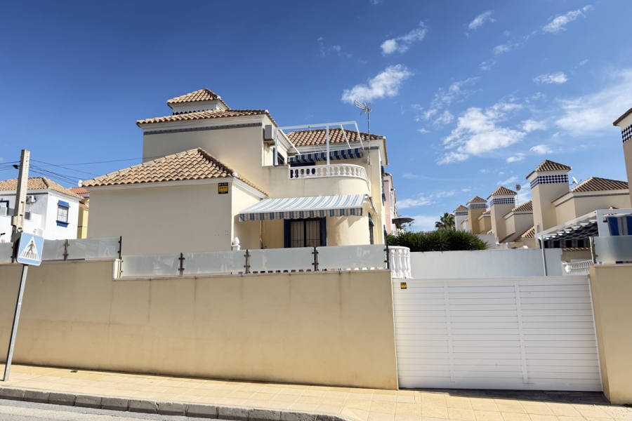 Re-Sale - Detached Villa - Orihuela Costa - El Galan