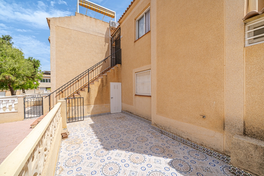 Re-Sale - Apartment - Torrevieja - Aguas Nuevas