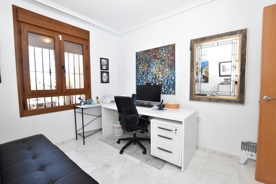 Re-Sale - Detached Villa - Algorfa - La Finca Golf Resort