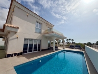 Re-Sale - Detached Villa - La Marina - La Marina - Urbanization