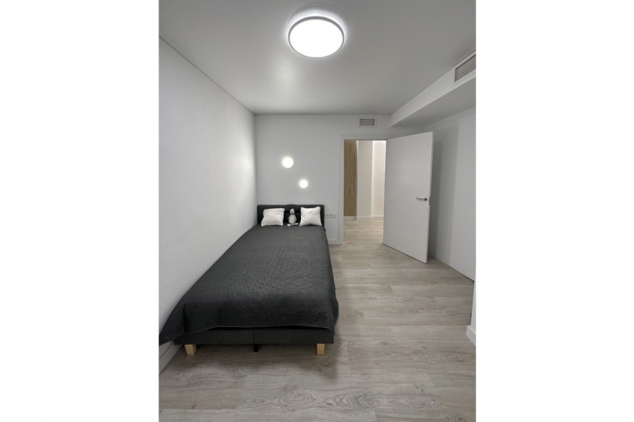 Re-Sale - Apartment - Torrevieja - Torrevieja - Centre