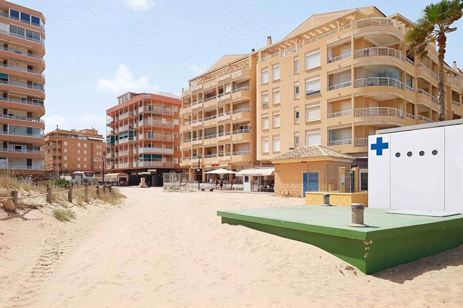 Re-Sale - Apartment - Torrevieja - Torre La Mata