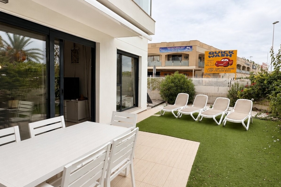 Re-Sale - Apartment - Orihuela Costa - Punta Prima