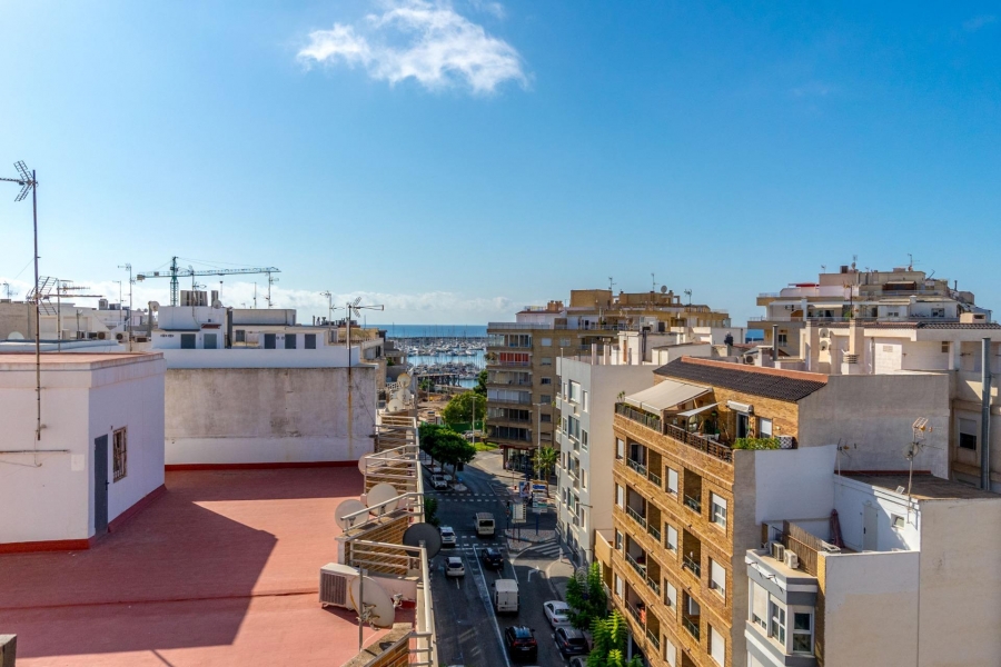 Re-Sale - Apartment - Torrevieja - Torrevieja - Centre