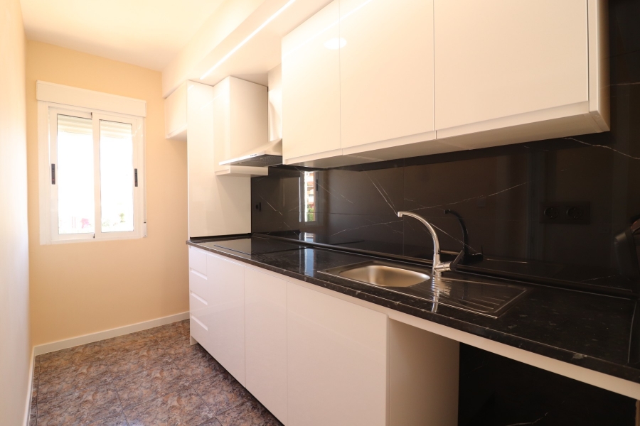 Re-Sale - Apartment - Orihuela Costa - Punta Prima