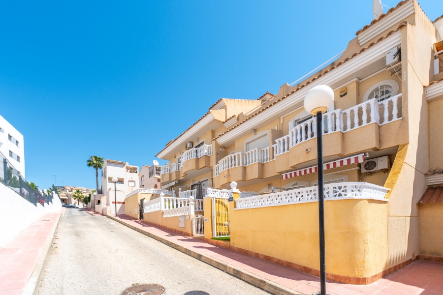 Re-Sale - Townhouse - Orihuela Costa - Villamartin