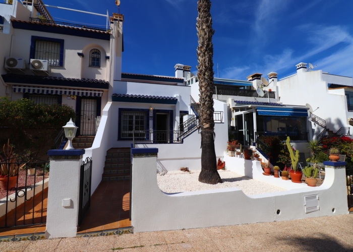 Re-Sale - Bungalow - Orihuela Costa - Villamartin