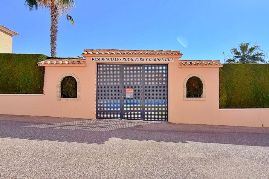 Re-Sale - Detached Villa - Orihuela Costa - Punta Prima