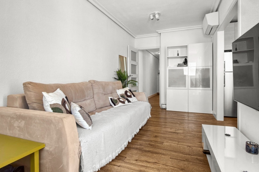 Re-Sale - Apartment - Torrevieja - Torrevieja - Centre