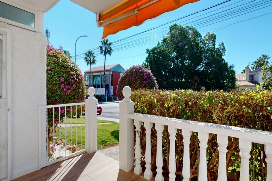 Re-Sale - Apartment - Orihuela Costa - Villamartin