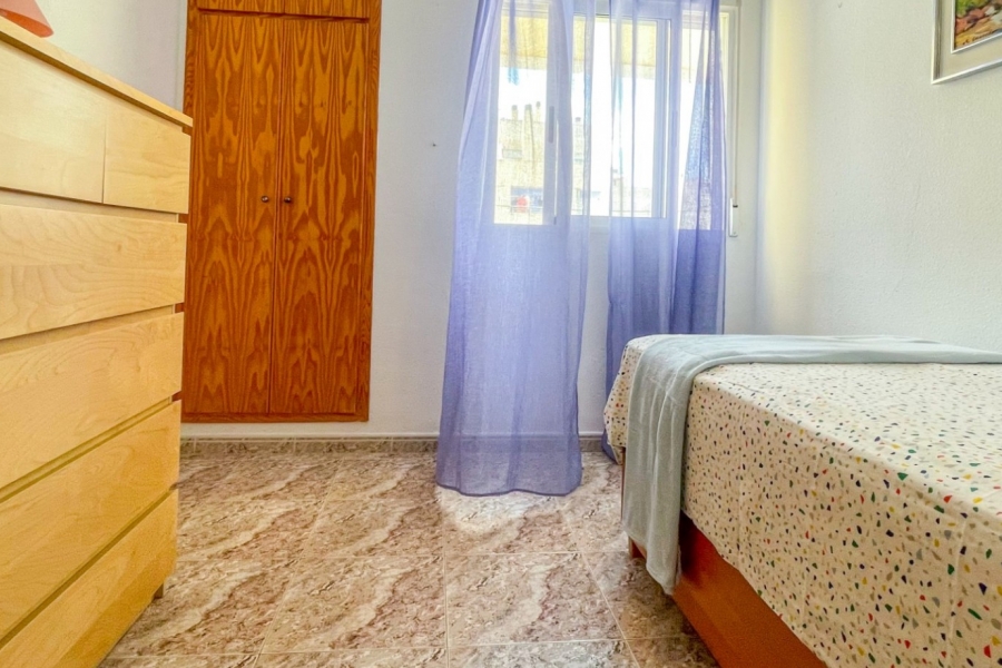 Re-Sale - Apartment - Torrevieja - Torrevieja - Centre