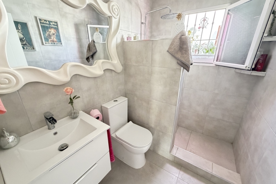 Re-Sale - Detached Villa - San Miguel de Salinas - Lake View Mansions