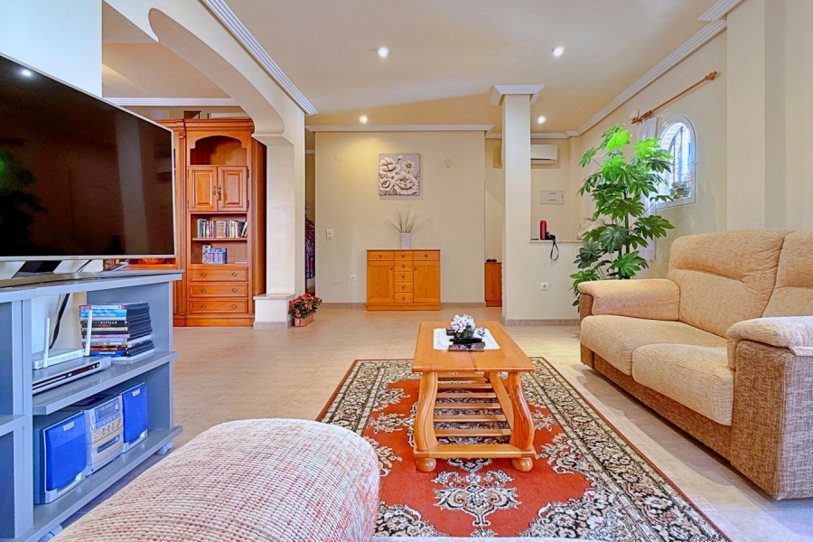 Re-Sale - Detached Villa - Orihuela Costa - Punta Prima