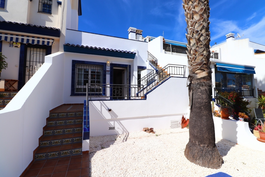 Re-Sale - Bungalow - Orihuela Costa - Villamartin
