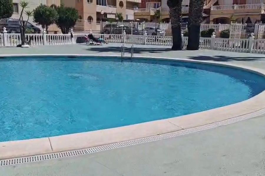 Re-Sale - Apartment - Torrevieja - San Luis
