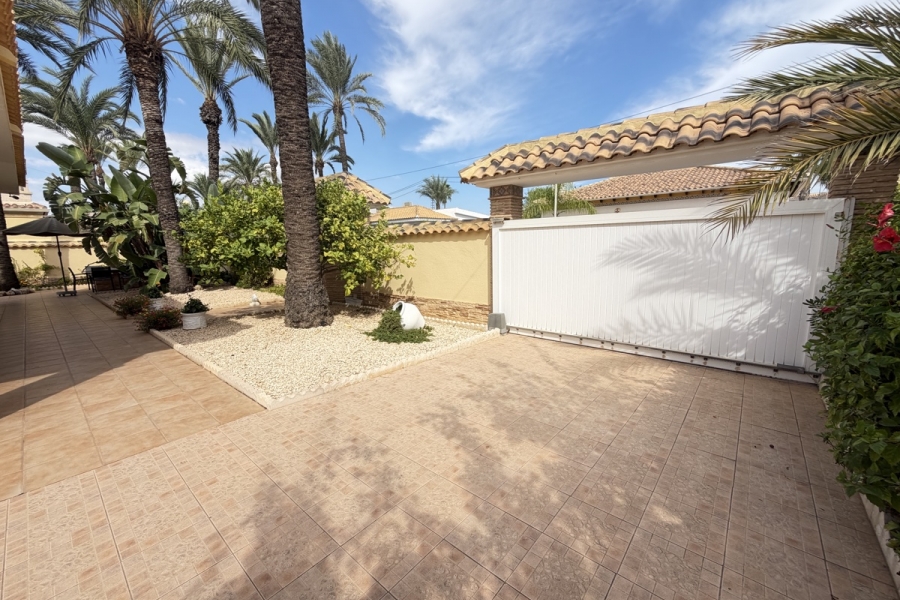 Re-Sale - Detached Villa - Orihuela Costa - Cabo Roig