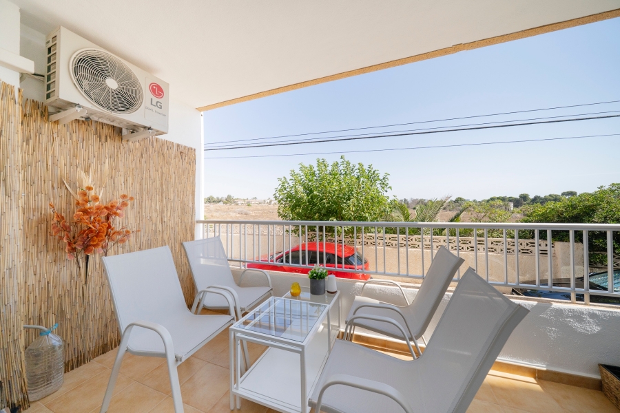 Re-Sale - Apartment - Orihuela Costa - Punta Prima