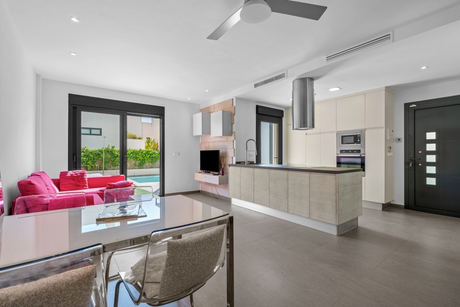 Re-Sale - Detached Villa - Ciudad Quesada - La Laguna