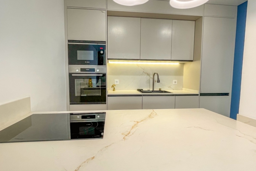 Re-Sale - Apartment - Torrevieja - Playa Acequion