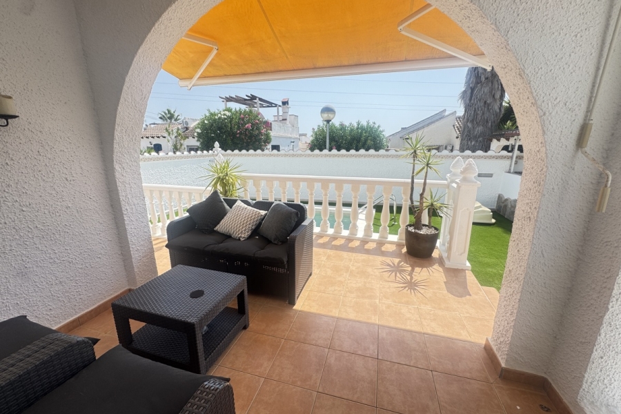 Re-Sale - Detached Villa - Orihuela Costa - Villamartin