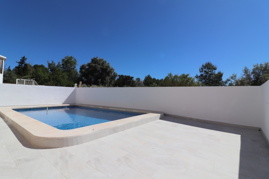 Re-Sale - Detached Villa - San Miguel de Salinas - Lake View Mansions