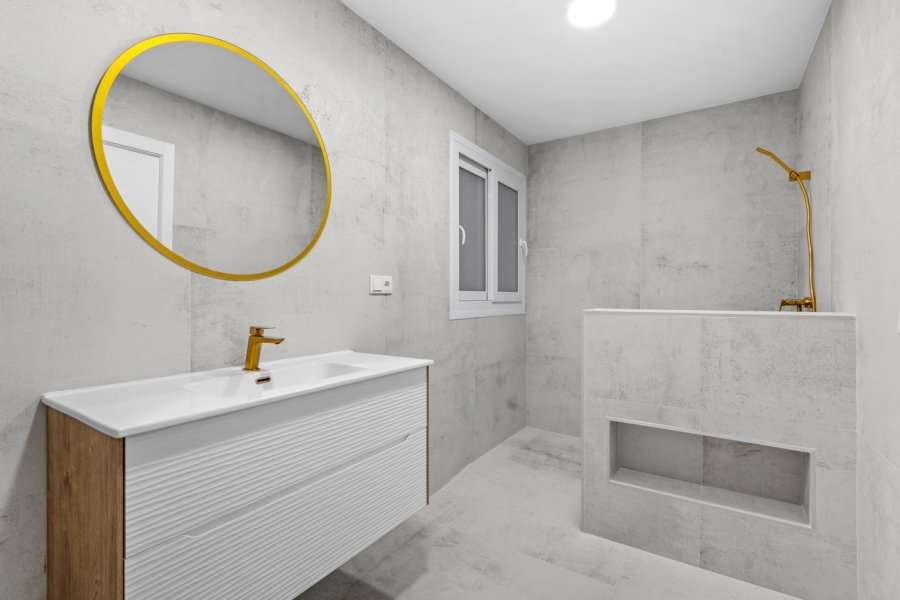 Re-Sale - Apartment - Torrevieja - Playa Acequion
