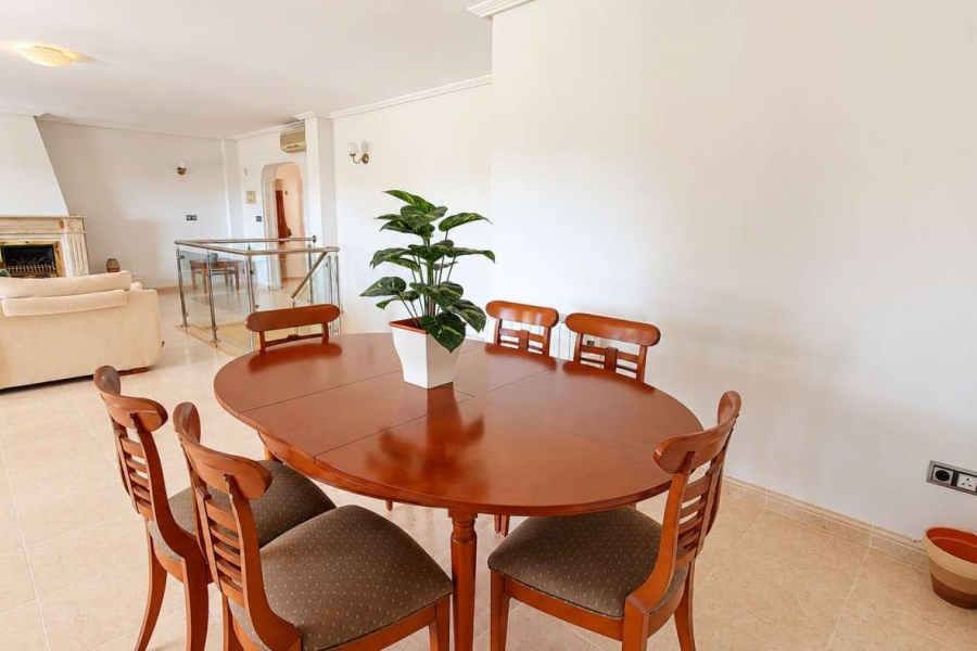 Re-Sale - Detached Villa - Algorfa - Montemar
