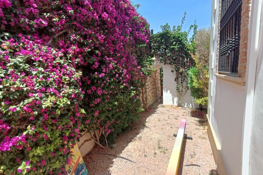 Re-Sale - Semi Detached Villa - Algorfa - La Finca Golf Resort