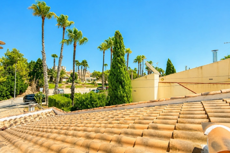 Re-Sale - Detached Villa - Orihuela Costa - Villamartin