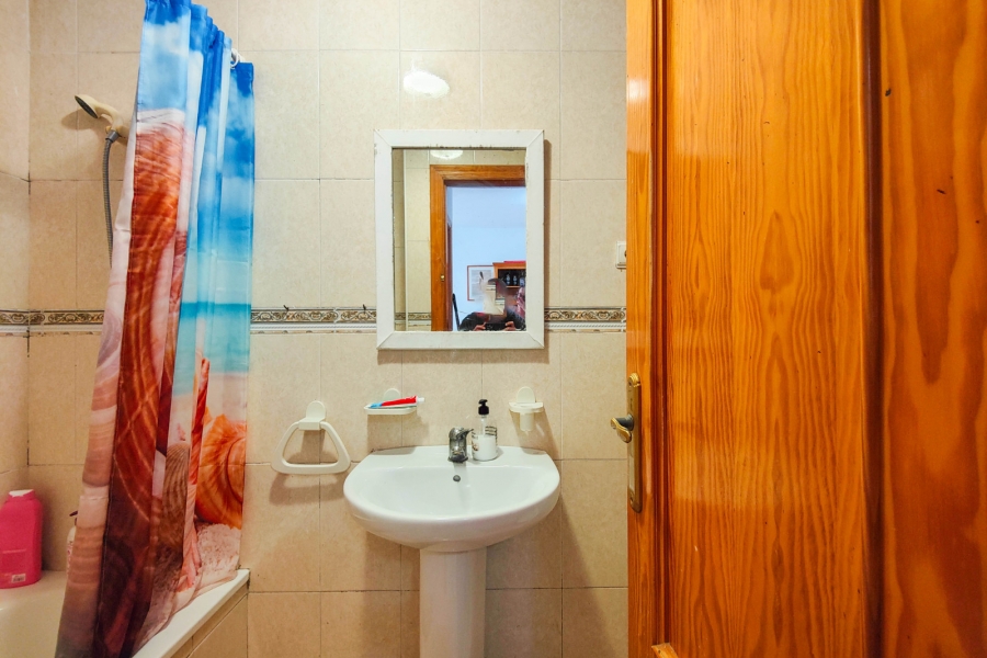 Re-Sale - Apartment - Torrevieja - Torrevieja - Centre