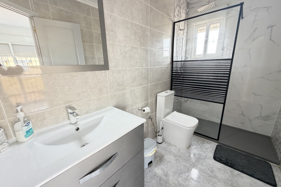 Re-Sale - Detached Villa - Orihuela Costa - Villamartin