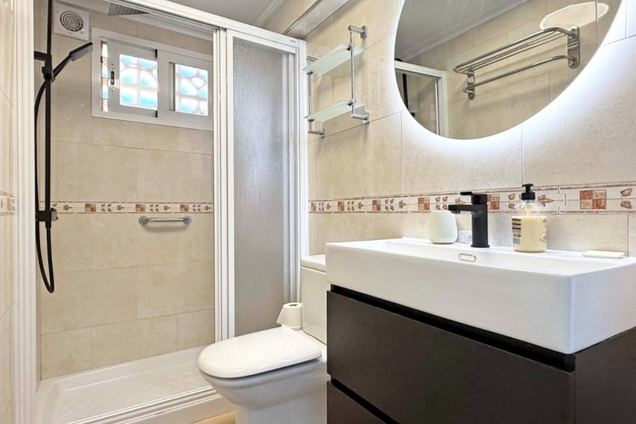 Re-Sale - Apartment - Torrevieja - Torre La Mata