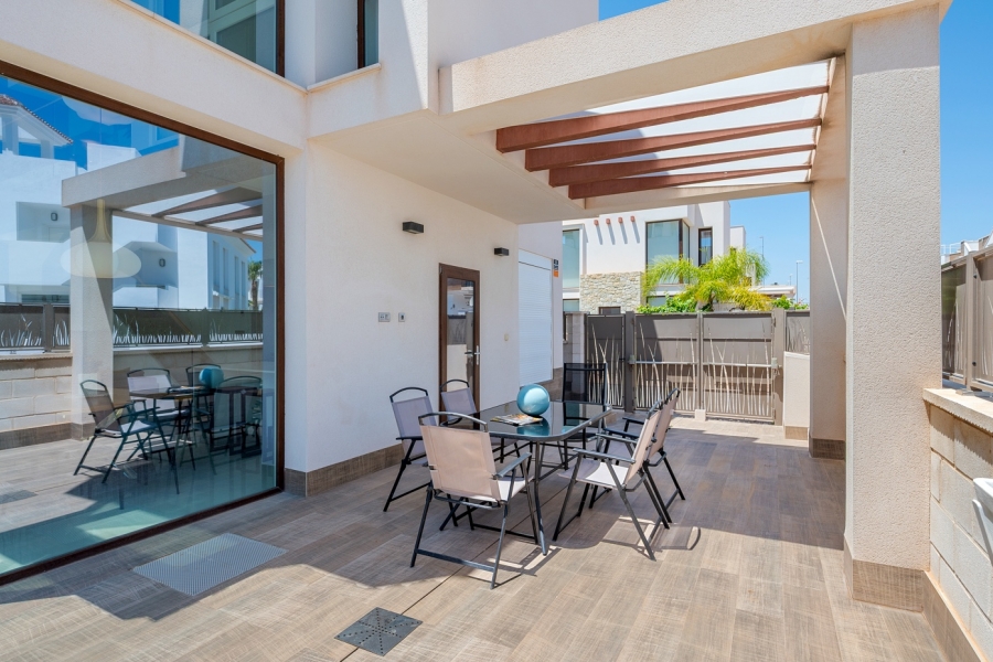 Re-Sale - Detached Villa - Ciudad Quesada - La Laguna