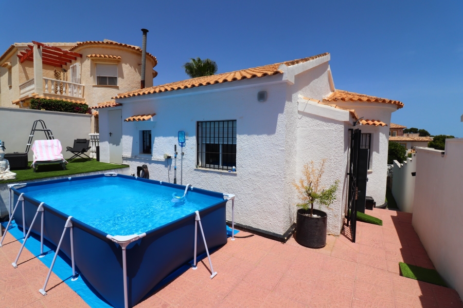 Re-Sale - Detached Villa - Orihuela Costa - Villamartin