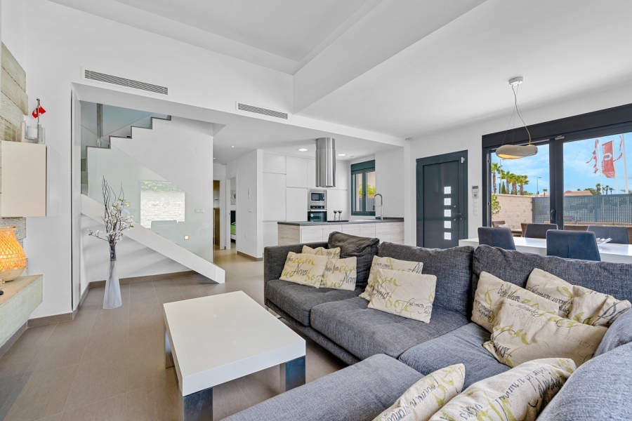 Re-Sale - Detached Villa - Ciudad Quesada - La Laguna