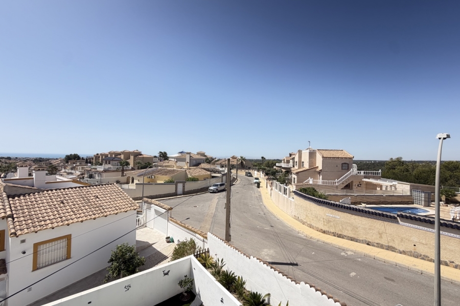 Re-Sale - Detached Villa - Orihuela Costa - Villamartin