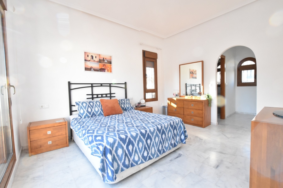 Re-Sale - Semi Detached Villa - Algorfa - La Finca Golf Resort