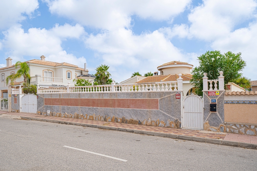 Re-Sale - Detached Villa - Ciudad Quesada - La Fiesta